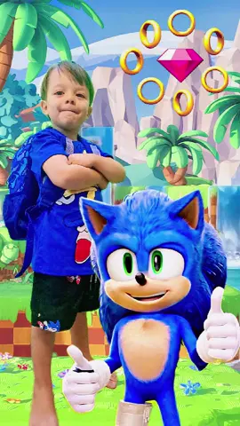 AJUDANDO O SONIC Sonic se machucou e Nicolas Legal ajudou a pegar todos os anéis e a esmeralda! 📷 #humor #comedia #nicolaslegal #diversao #engraçado #brinquedo #brincadeira #brincando #game #jogo #soni