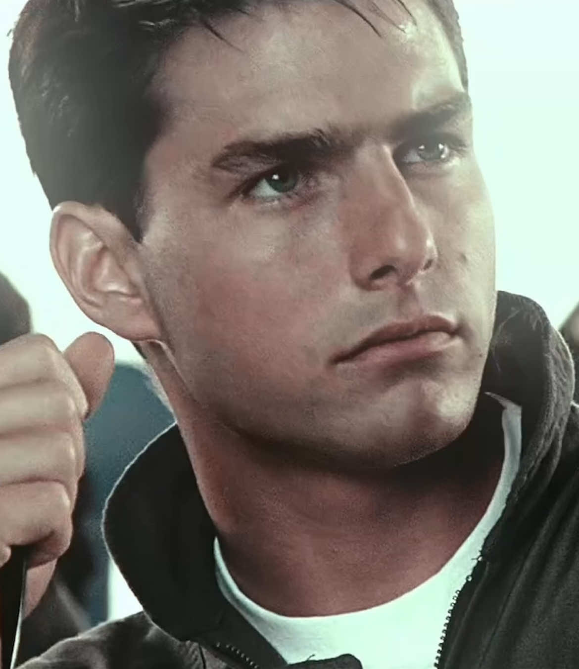 A truly iconic man 🙏🏼 ||  #maverick #tomcruise #topgun #maverickedit #petemitchell #topgunedit #tomcruiseedit #pilot #80smovies #80s #heaven  #bryanadams #tiktok #popular #trending #fyp #viral 