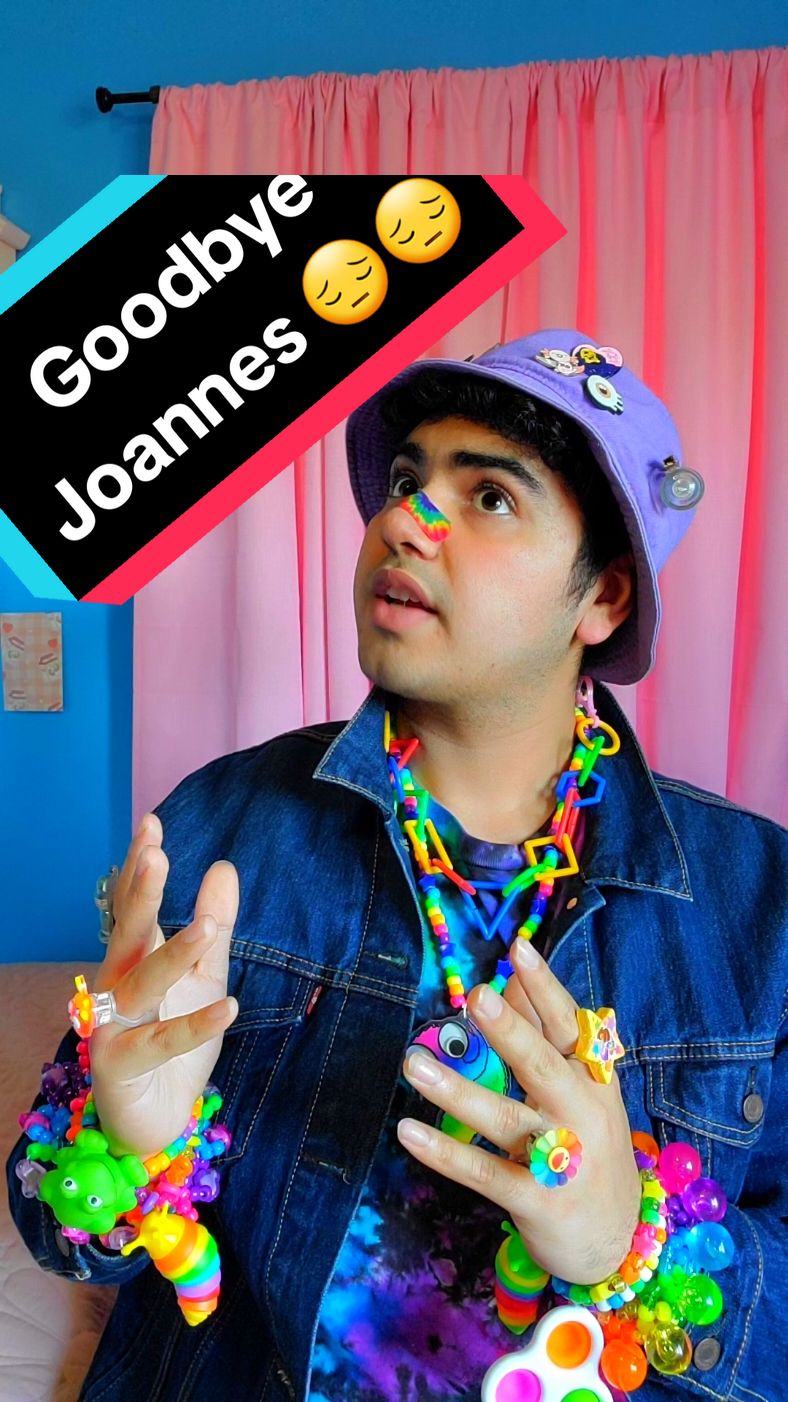 Goodbye to one of my favorite craft supplies store..... . . . #decorakid #rainbow #tyedye #trend #trending #decora #kandikid #jfashion #kandi #fypシ #fyp #90saesthetic #foryoupage #2000s #2000sthrowback #90skids #nostalgia #cute #color #joannfabrics #joanns 