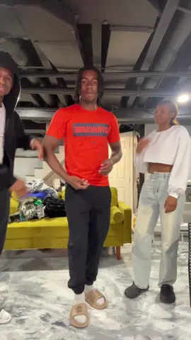 pushing the 💩out of me 😂#fyp #viral #blowthisup #dance #trending #xzybca #syracuse #foryoupage #@Sekai 