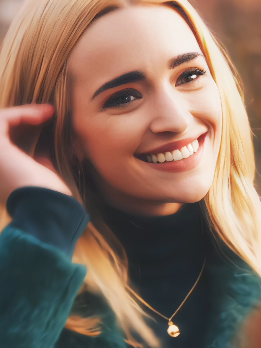 hottest mom and we will be seeing her in s3 in june🤭🤭🤭 ||   scp:: @kitwalke7 ac: @crystalaudios  #ginnyandgeorgia #georgiamiller #briannehowey #viral #edit #fyp 