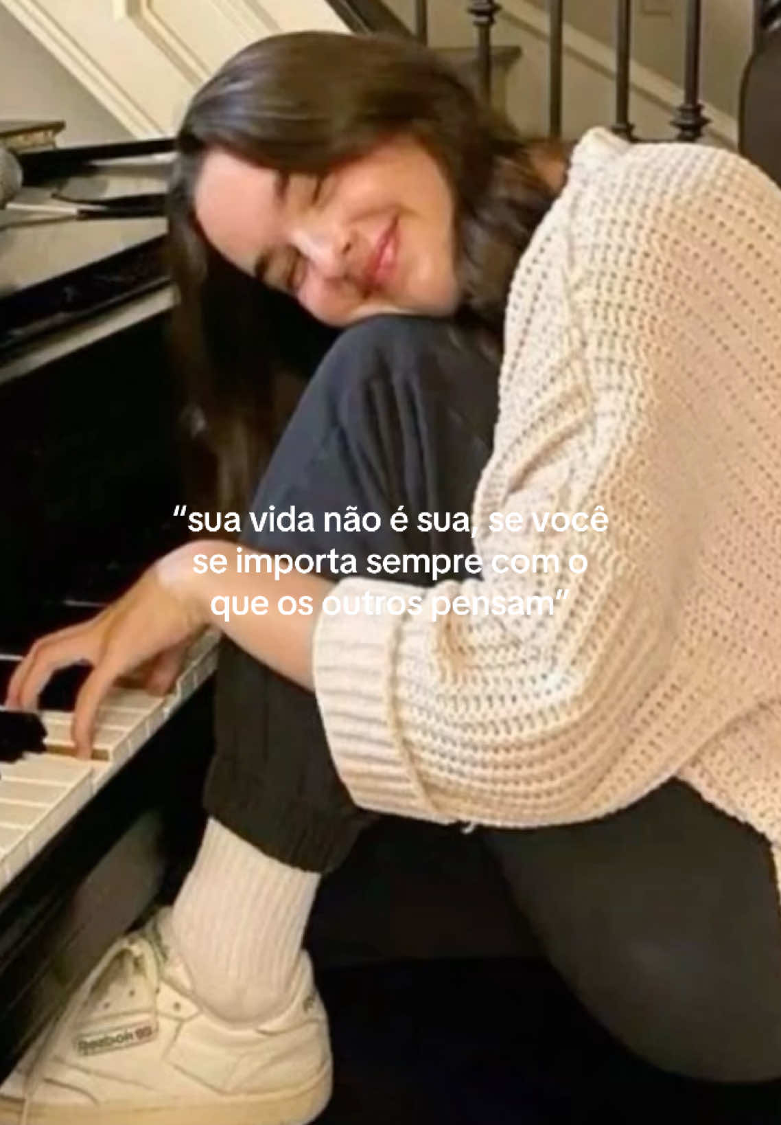 sua vida n é sua se vc se importa com oq os outros pensam  #fyp #autenticidade #girls #aesthetic #vibes #personalidade 