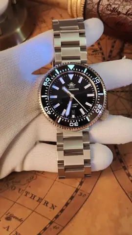 #addiesdive MY-H6  Let your wrist do the talking. 🗨 Minimalist design, maximum impact. Because true style is in the details (and the perfect timepiece). #LessIsMore #TimelessChic