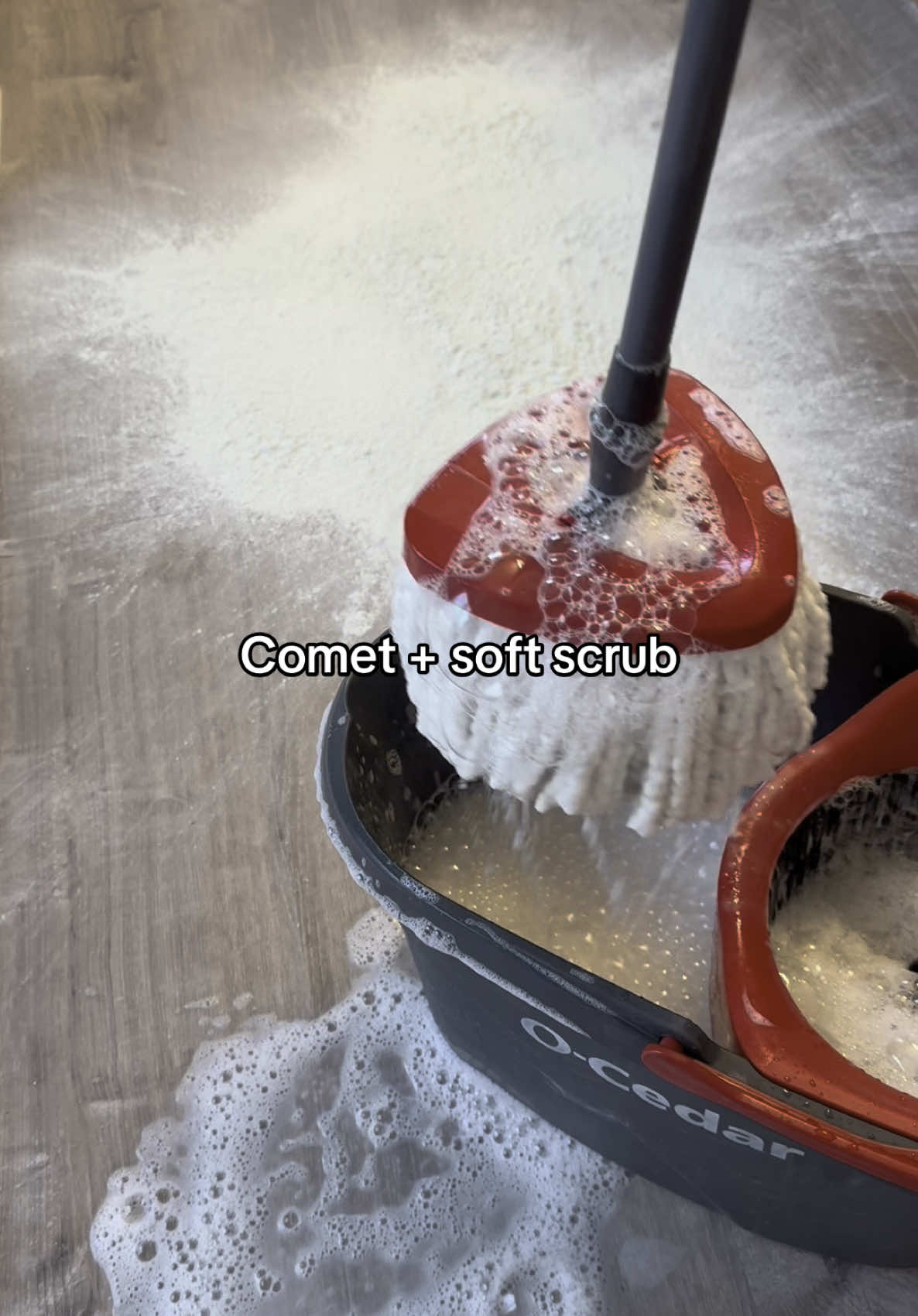 A little bit of powder and suds 🫧🫶💚 #mopping #powder #cleaning #softscrub 