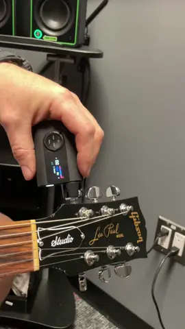 First time seeing this thing today lol 😆 #provokethetruth #auto #tuner #guitar #device #tech 