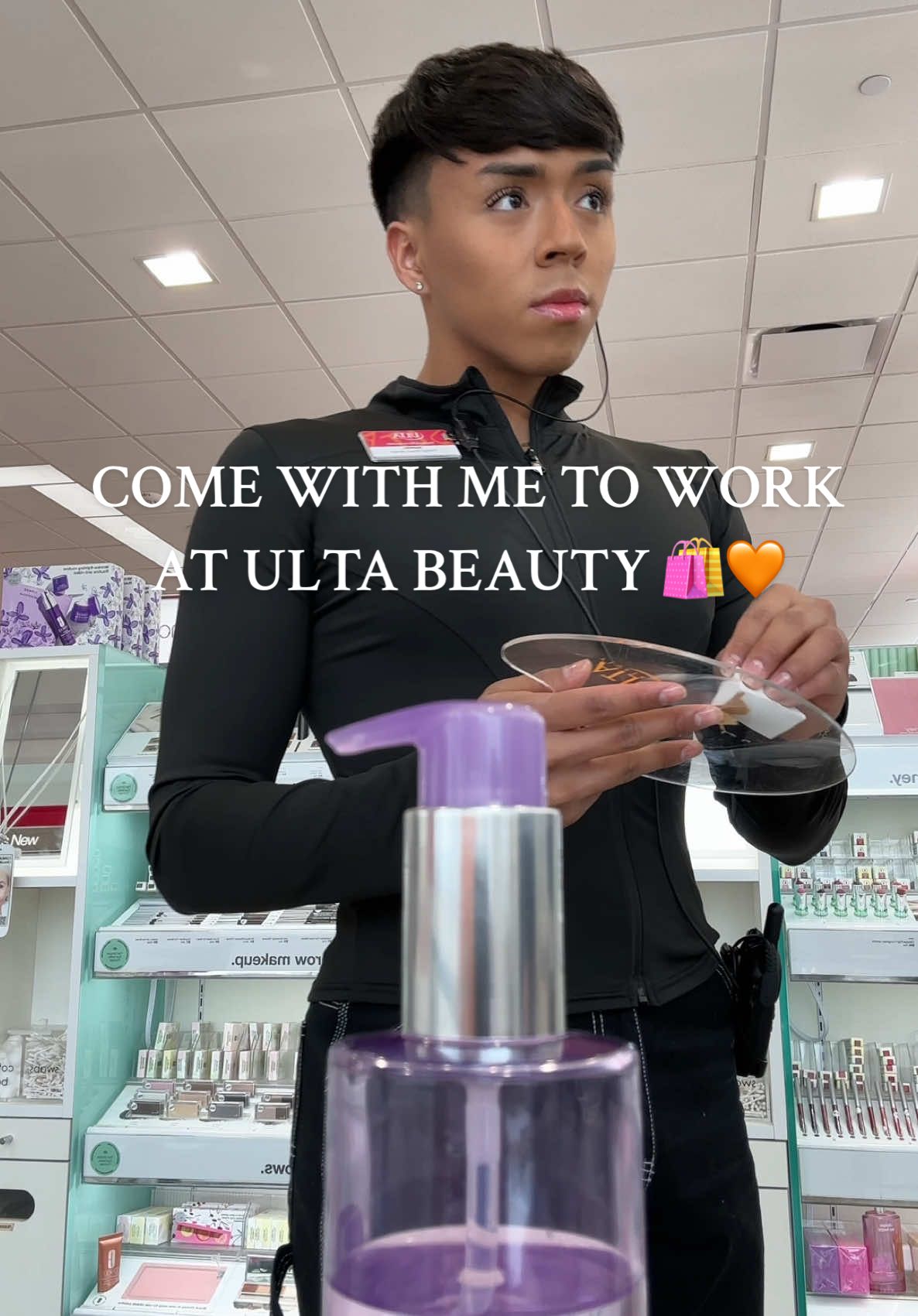 “Ulta Beauty, the possibilities are beautiful” is ENGRAVED in my brain 😃🧡  #comewithme #workvlog #ultabeauty #ultaemployee #beautyadvisor #fyp  