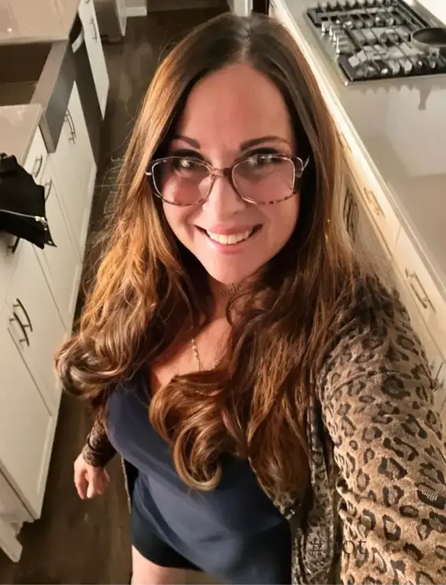 #over50club #longbrownhair #single #womenover50ontiktok #colorado #vial #over50 #genx #usa #smile #trending #colorado 