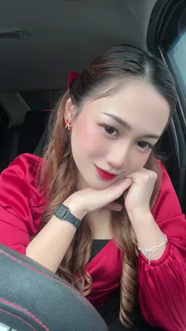 Perempuan tidak bercerita tapi..