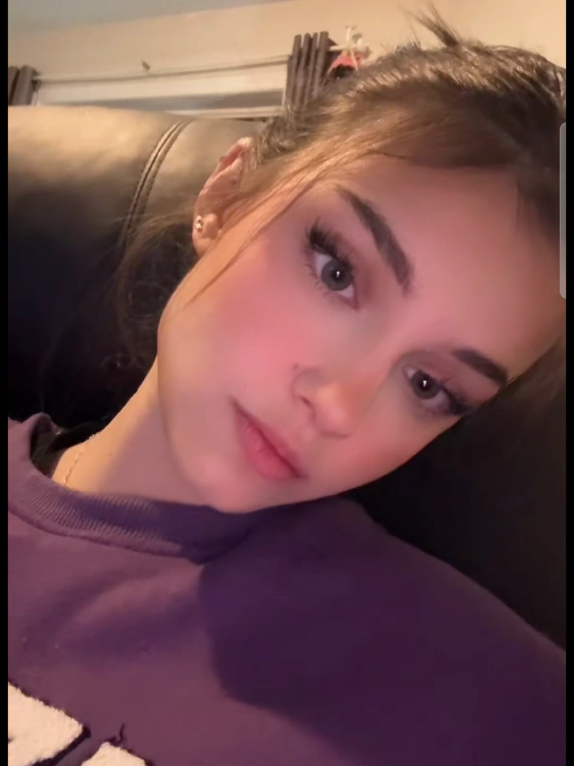 🎶🎵🥰🥱🥱@Anna🍓 Fresita after moving rooms🎑🌜✨️❤️🎵🎶