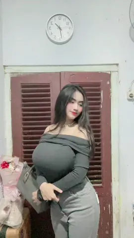 Versi lepas hijab🤪 🤍🥵 ac:ochiibaru #fypviralシ #fyp #foryou #foryoupage #trending #viral #xyzbca  #2008 #barudaksunda #tetehsunda #koleksiberharga 