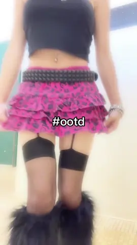 #fyp #foryou #fit #outfit #fashion #alt #alternative 