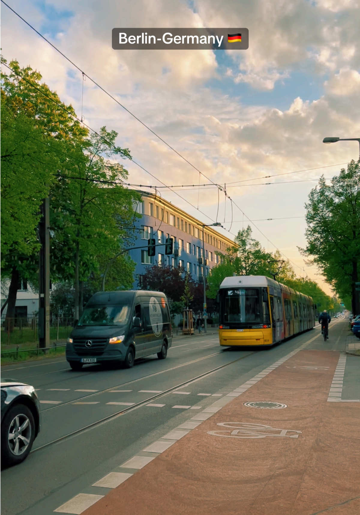 Berlin 7:00 Am 🇩🇪 ❤️ #Deutschland #germany🇩🇪 #germany #berlin #münchen #köln #hannover #düsseldorf #munich #hamburg #foruyou #forupage #fyp #CapCut 