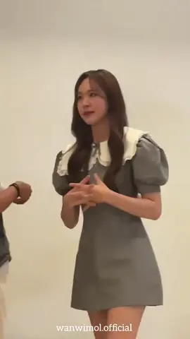 June kêu View một cái muốn xỉu , dễ thương ghê 🥹🤏 #viewbenyapa #junewanwimol #viewjune #bt_vj 