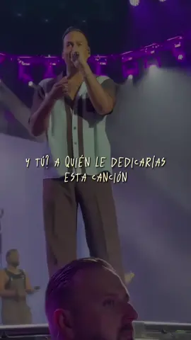 cuándo te miro🥺💙🤍#romeosantos #rolas_lyrics_official #❤️ #dedicatorias💖con💖amor #estadosparawhatsapp #2025 #bachata 