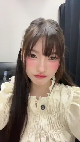 เอ้ะหรือต้องแกล้งงอน ??