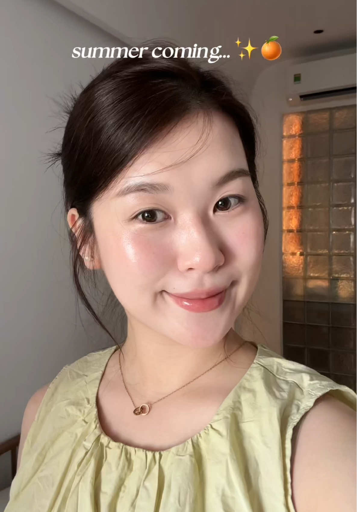 Mùa này đi ra ngoài đi học đi làm mấy bồ có thể tham khảo em này nha #nguyetbusine #kemchongnang #chongnangkiemdau #bioreUV #SmoothVelvetUV