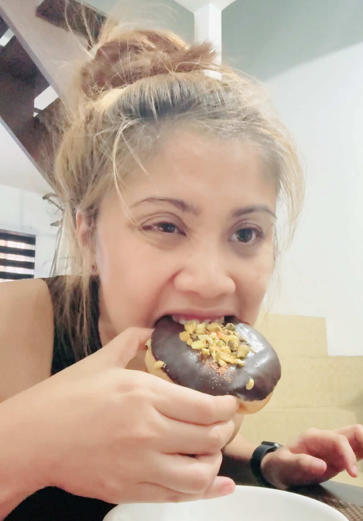 Pistachio Donut (Dunkin’ Donuts) 🍩❤️🥰 My rate 8/10 👌🏼👍🏼✅ #dunkindonut #pistachio #pistachiodonut #pistachiodunkindonut #pistachiochocolate #foryou #fyp #trending #viral #foryoupage