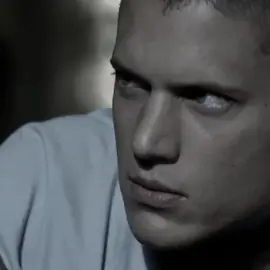 لا لا تضن مات..... 🥲🔥#مايكل_سكوفيلد #بريزون_بريك #prisonbreak #viral #fyp 