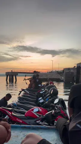 Semau😍 #fyypppppppppppppppppp #nttpride🏝🔥kupangntt💯 #senjasorehari 