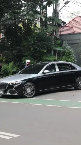 Mercedes - Maybach S580 #mercedes #maybach #maybachs580 #fyp #tiktok #spotting 
