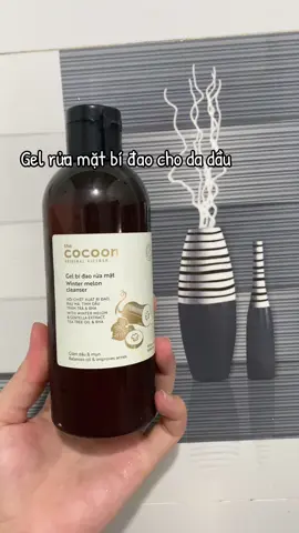 Gel rửa mặt bí đao cho da dầu giúp sạch sâu giảm đi lớp dầu trên da , các bạn da dầu tham khảo ạ#cocoonvietnam #cocoon #gelbidaoruamatcocoon #bidao #gelruamatdamun #chamsocda #skincare 