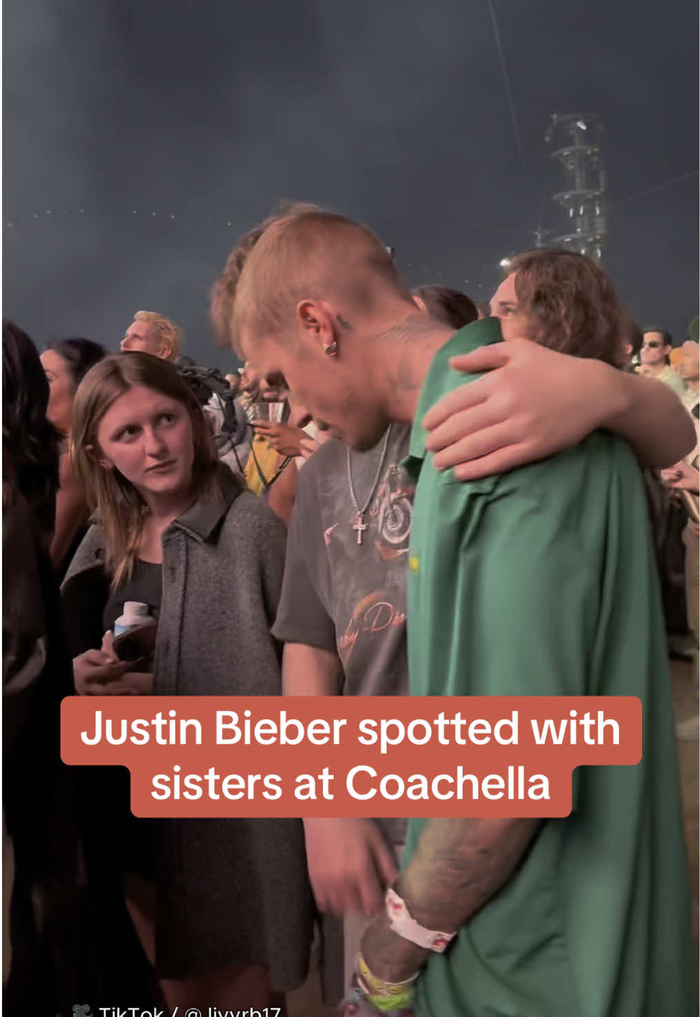 What a sweet moment ❤️ 🎥 TikTok / @Liv @livyrb17 #news #justinbieber #showbiz #coachella #singer 