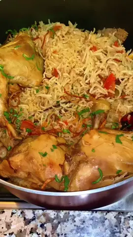 Chicken with rice yummy recipe easy recipe😋#foryou #foryoupage #short #EasyRecipe #viral #food #cooking #viwes #asmr #trending #grow #account 