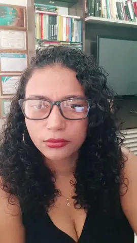 Mulher é agredida e jogada para fora de casa como se fosse um lixo, uma coisa que se usa e depois joga fora, pelo dr.Joao Neto, advogado criminalista.  #violenciadomestica  #independênciafinanceira  #mulheresempoderadas 