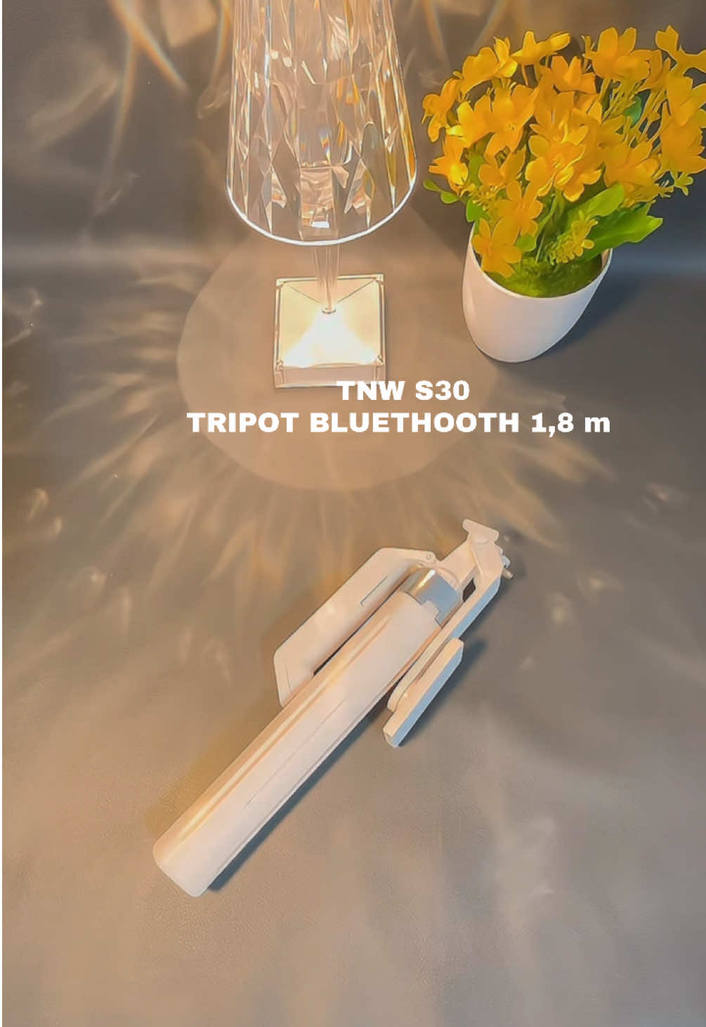 Cocok bgt buat kamu yg suka fhoto atau video,rekomendasi tripod yg bisa dilipat2 #tripod #tripods30 #tnw #tnwlighting #tnw #fyp 