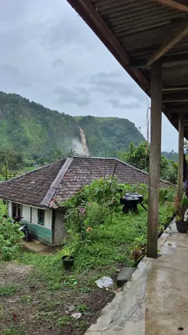 rumah pinggir sawah dengan pemandangan yang indah  #CianjurSelatan 