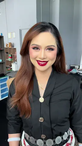Telampau banyak footage lawa.. so sya upload ja la semua 😭😭😭 hair and makeup by me Joe Japrin  unduk Ngadau Sabah 2018 @Hosiani keewon 