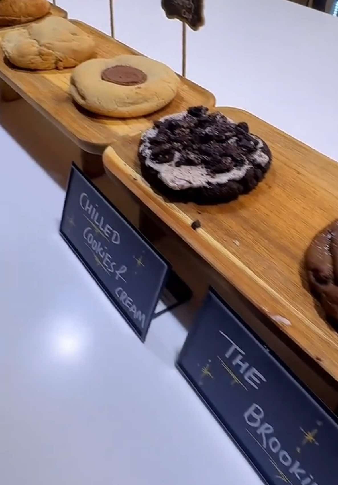 Crave cookies are BETTER than Crumbl cookies! I said what I said! 🍪 😋 #cravecookies #Soyummy #Dubaicup #fyp #crave 