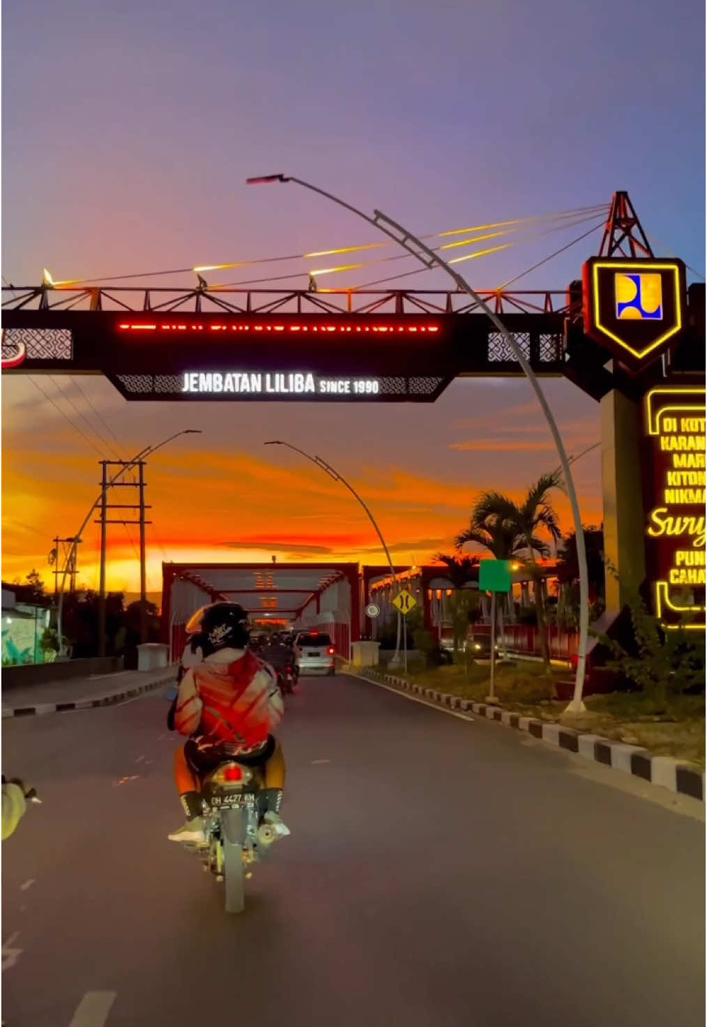 Kupang pung sunset di setiap sudut kota son pernah gagal 🧡 #nttpride🏝🔥 #kupangntt #fyp #sunset 