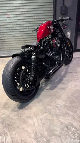 หล่อจัดพ่อหนุ่ม #harleydavidson 