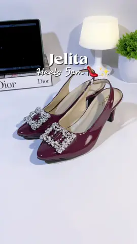 Jelita Heels 5cm – Cantik yang Nyaman, Beneran! 👠✨ 	1.	👠 Hak 5cm yang Pas Banget! Tambah tinggi tapi tetap nyaman dari pagi sampe malam! 	2.	💎 Bahan Sintetis Premium Kelihatan elegan, gampang dibersihin, dan gak gampang rusak! 	3.	⏱️ Slip On Desain Simpel Tinggal masukin kaki, langsung sat-set cantik ready to go! 	4.	✨ Detail Gesper/Rantai yang Manis Ada sentuhan stylish yang bikin makin anggun! 	5.	☁️ Insole Super Empuk! Serius, serasa jalan di atas bantal! 	6.	💃 Multifungsi Banget! Mau ke kantor, pesta, atau sekadar nongkrong cakep? Masuk semua! 	7.	📏 Ukuran Komplit: 37-40 Gak ribet nyari ukuran—langsung klik, langsung pas! 	8.	🏠 Produksi Sendiri Support lokal! Kualitas oke, harga tetap bersahabat! 	9.	⚡ Order Kilat, Kirim Cepat! Pesan sebelum jam 5 sore? Langsung meluncur di hari yang sama! 	 #JelitaHeels #HeelsNyaman #SepatuCewekIndonesia #SepatuKondangan #Heels5cm #OOTDHeels #SepatuLokal #CantikTanpaSakit #FashionCewek #SepatuStylish