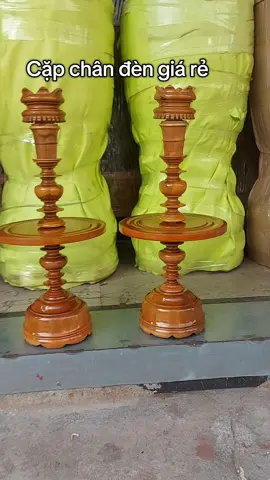 Cặp chân đèn nến.chân đèn thờ gỗ tràm#dothocung #xuhuong2025🍀🍃🍂🌺🌹🌸 #xuhứớngtiktok #chandenthobanggo #chandennen 