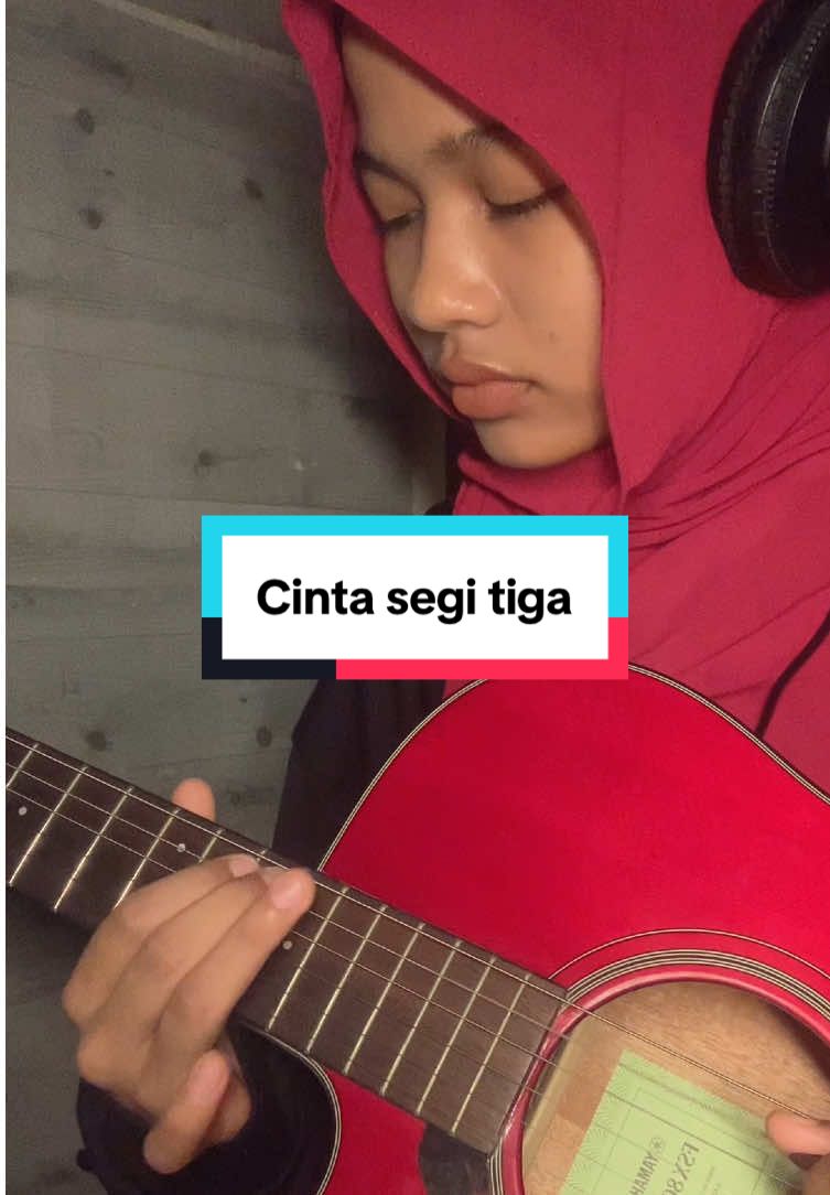 Cinta segi tiga #cintasegitiga #yamahafsx800c #fyp #fypツ  @LBS Music World Malaysia 