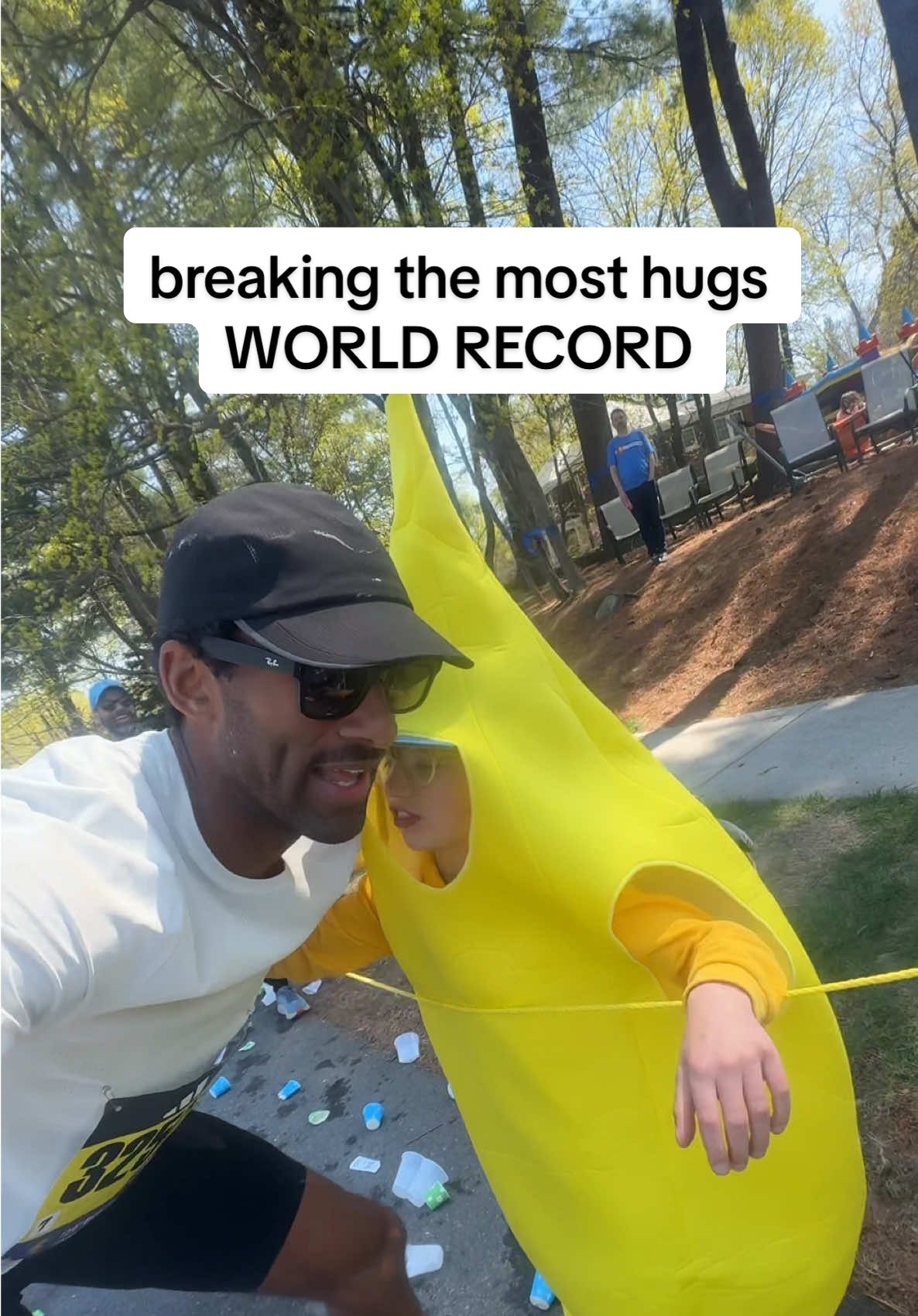 I just set the world record during the Boston marathon for most hugs given while running a marathon 🍀🫂🫶🏾