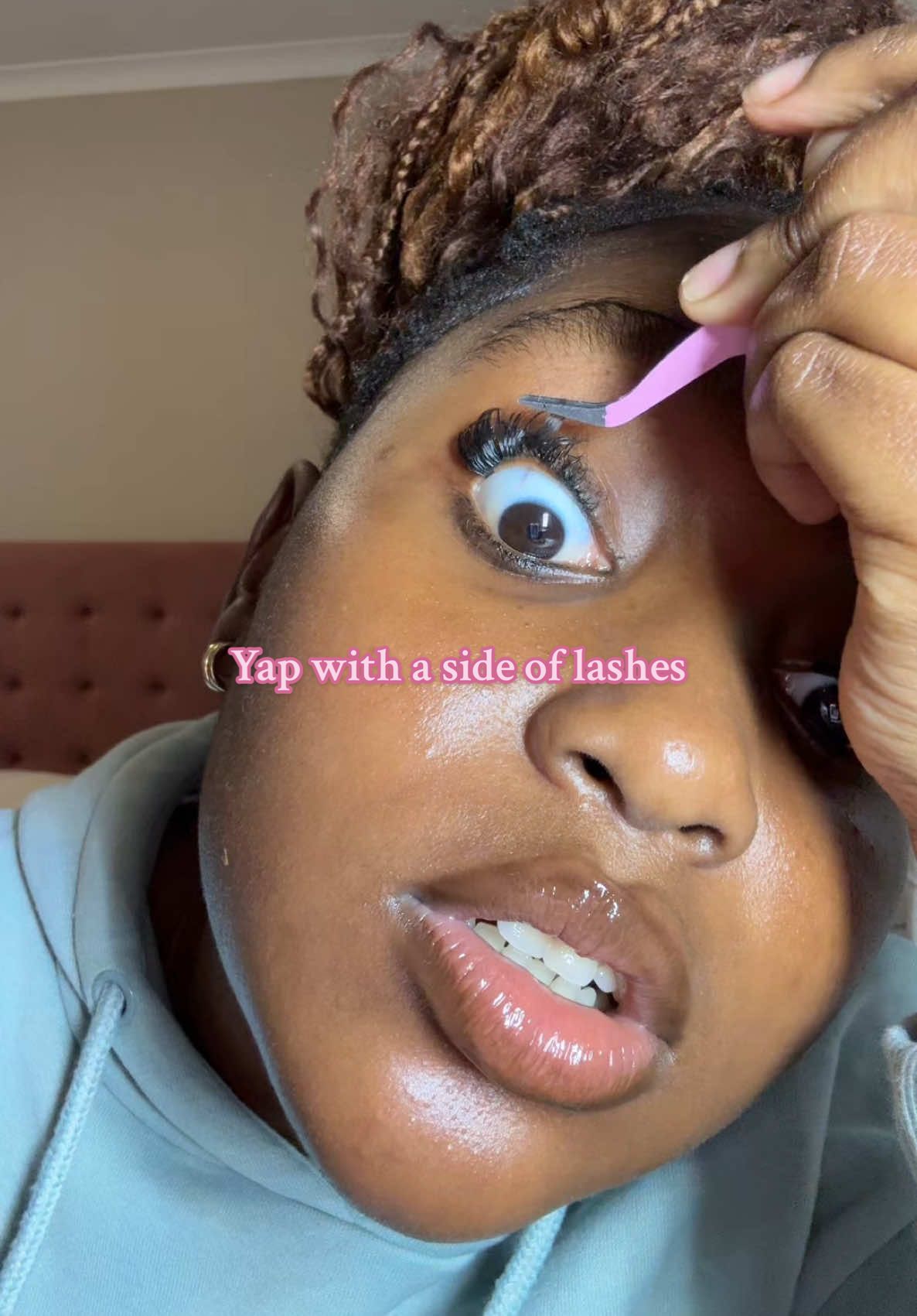 I love being a diy girl🤠!! Count how many times I said “what?” It’s my favorite word. Set done with @Bling Girl Official lash kit 💁🏾‍♀️ 10/10!