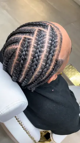 Cornrows ✨ Freestyle 🖤.                #boxbraids #softlocs #curlyhair #cornrowsbraids #menfashion #riyadh🇸🇦 #braidsformen #riyadhfashionwear #ظفاير_الرياض #البوليفارد_وورلد #فاشن_فلاش_السعودية 