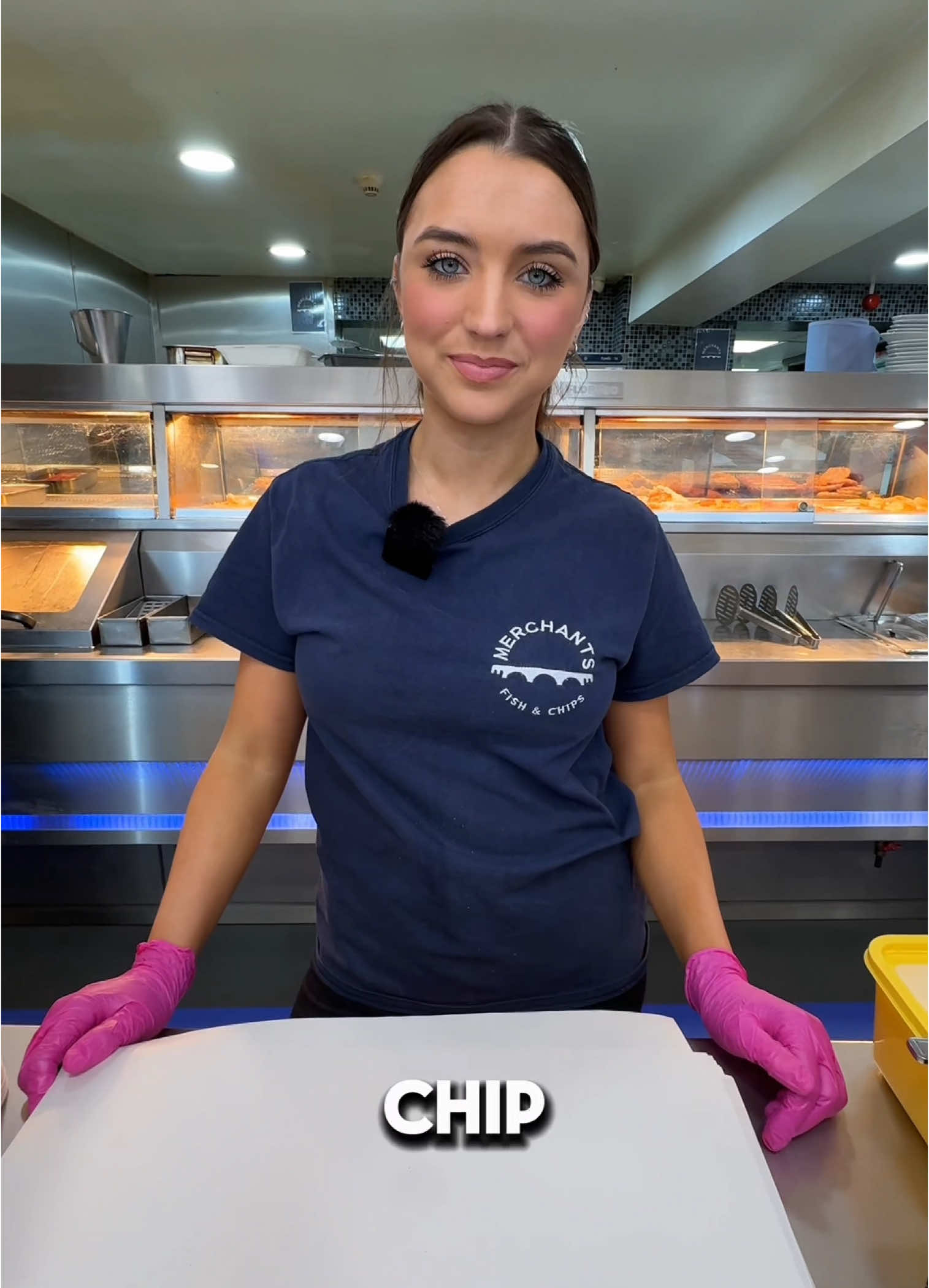 Ordering a traditional chip butty with cheese and curry sauce from one of our divas aka chip shop sweetie @naomi 🐆 @MitchsPOV  - #fishandchips #fish #Foodie #food #seafood #chips #instafood #takeaway #merchantsfishbar #foodstagram #foodblogger #eatlocal #dinner #merchantschippygirl #chipshopdiva #delicious #yummy #chippytea #fishnchips #tasty #supportlocal #chippychips #restaurant #viral #fyp