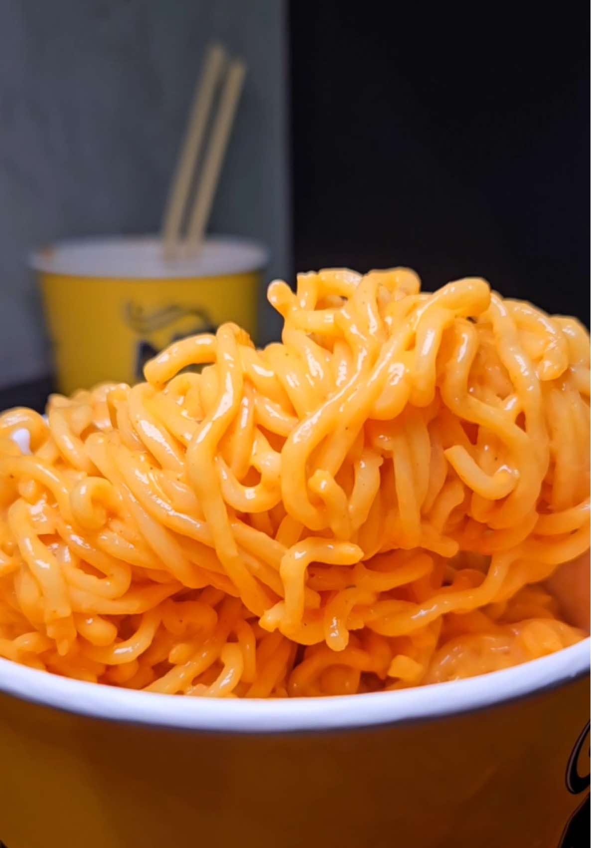 Buldak Cheesy Ramen is back - în toate restaurantele Noodle Pack! 🔥 Ați umplut comentariile, inboxurile și TikTok-ul — și ne-ați convins. Let the cheesy & spicy chaos begin again! 🫶