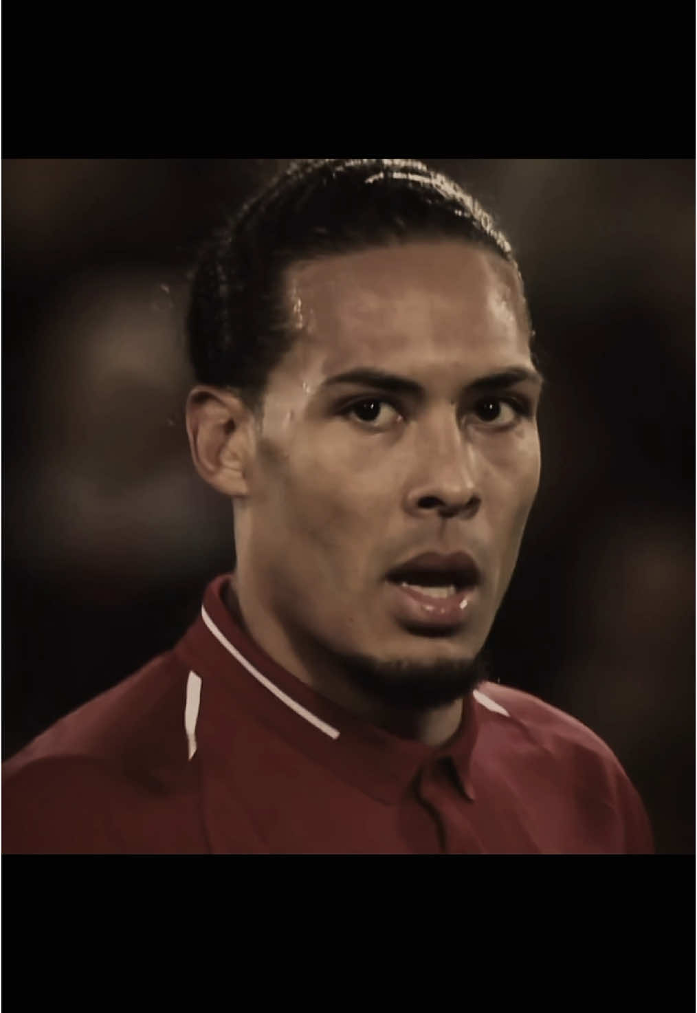 INTRIDUCING THE BEST CB • VAN DIJK 🇳🇱 #vandijk #virgilvandijk #liverpool #defender 