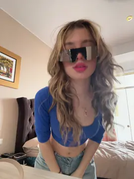 Mi pelo está  así por el cloro de la piscina okkkkk 
