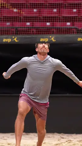 Are warmups overrated? Taylor Crabb keeps it real about warmups—less is more. #AVPBeach #ProfessionalVolleyball #BeachVolleyball