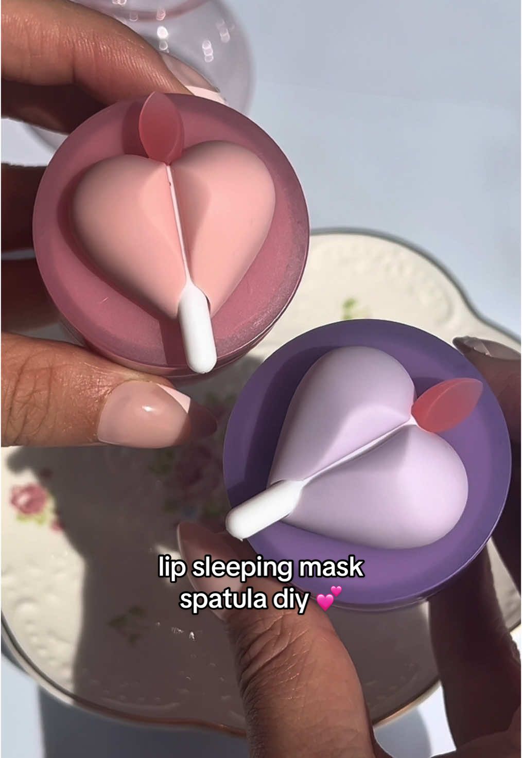 Inspired by @Aylen Park to try this #DIY lip spatula holder hack! 💕💟 Would you try this on your lip sleeping mask? Shop Lip Sleeping Mask today @sephora, #sephora @Kohl’s, and us.laneige.com  #lipsleepingmask #lipmask #hack #lipcare #kbeauty #koreanskincare #laneige 