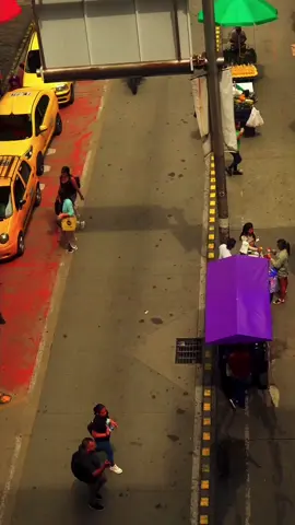 Enamorado de esta ciudad :) ❤️‍🩹 #medellín #medellincolombia #cinematography #urbano #colombia #vintage #tendencia #video #vira 