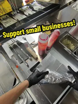 Always support your local hotdog guy! #hotdog #foryou #street 