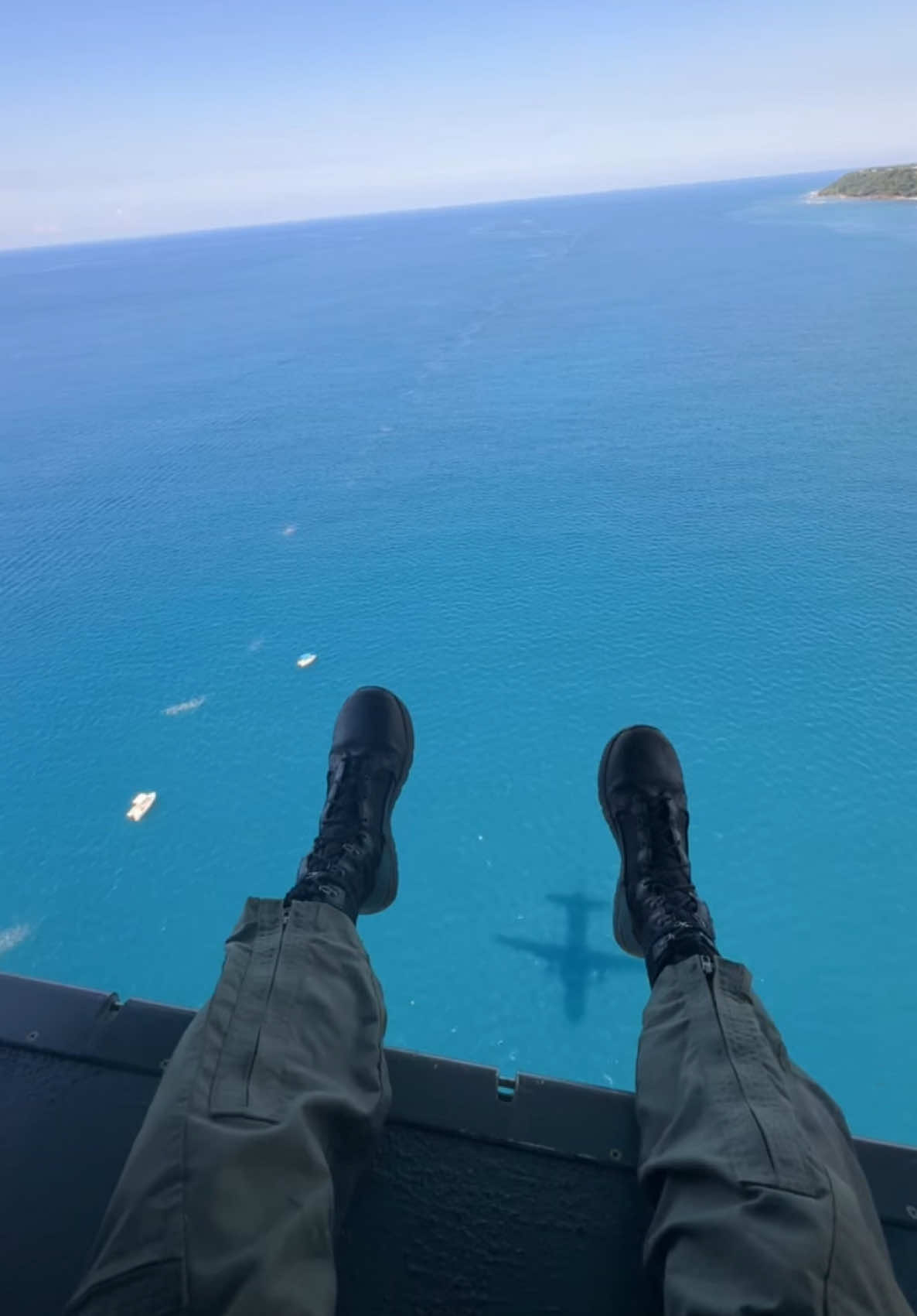 #puertorico #puertorico🇵🇷 #puertoricotiktok #pr #puertoricotiktok🇵🇷 #uscg #gocoastguard #coastguard #coastguardlife #coastguardtiktok #uscoastguard #uscoastguard🇺🇸 #miltok #military #aviation 