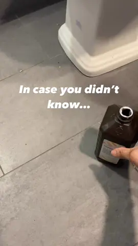 In case you didn’t know… hydrogen peroxide can clean pee, kill the smell, and disinfect — no fancy products needed. Just pour it, let it bubble, blot it up — done. I use it for pet messes, bathroom mishaps, and whatever mystery smell pops up. Save this for later, especially if your house has pets, kids, or just life happening. #cleaningtip #cleaningtok #homehacks #petcleanup #realcleaning #housecleaning #entrepreneur #workout #workhard 